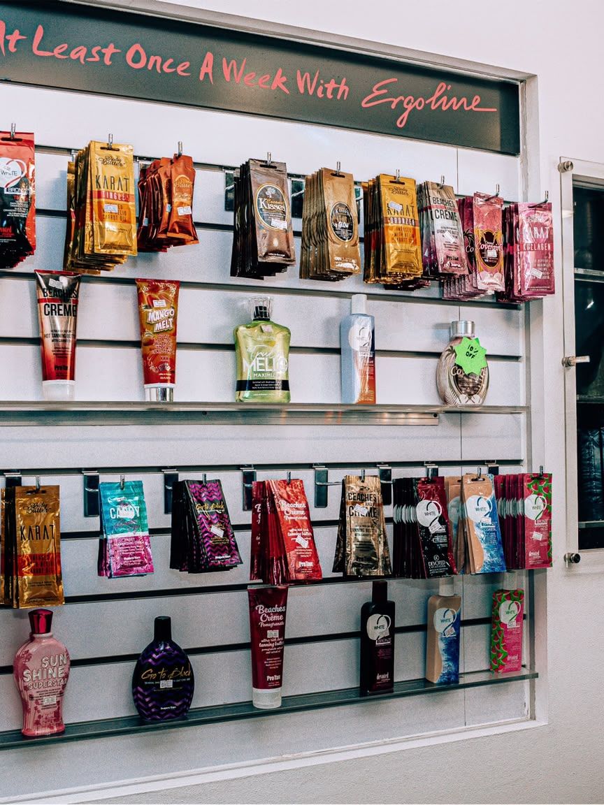 The tanning wall at Brid's